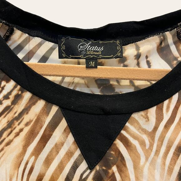 Status by Chenault Tiger Print Short Sleeve Blouse Size M - Picture 2 of 7